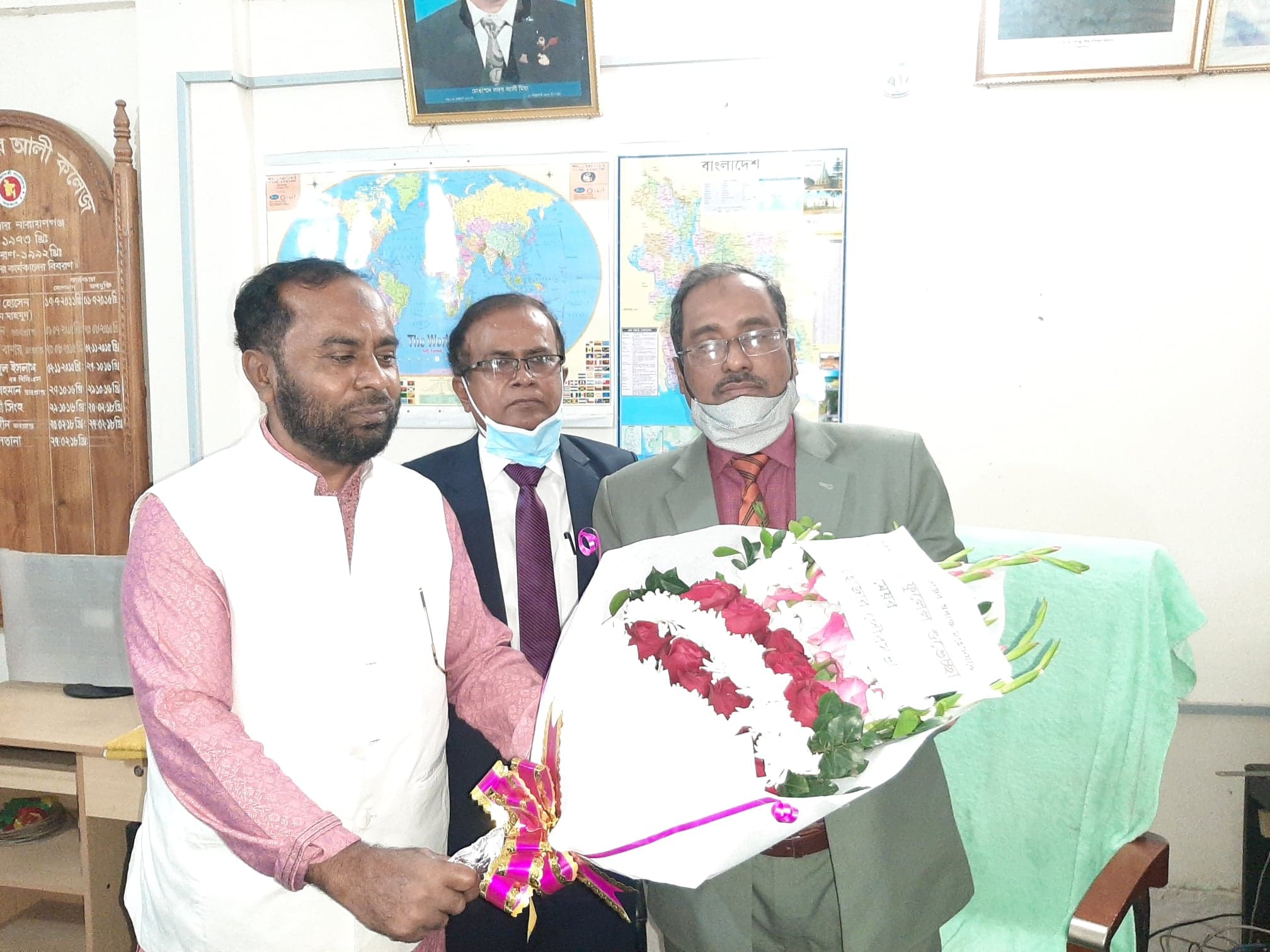 অধ্যক্ষ মহোদয়ের যোগদান।